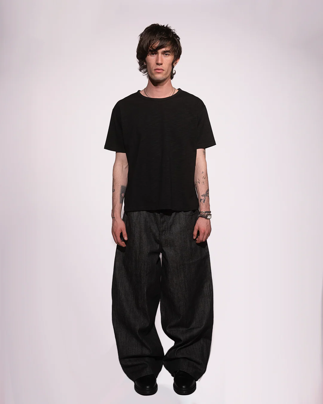 BLACK SLUB TSHIRT - Image 3