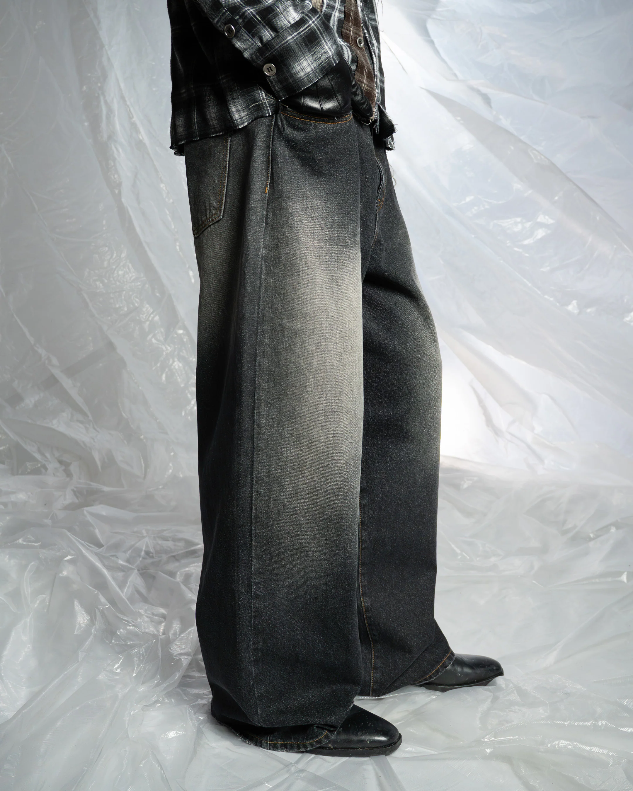 BLACK WASHED BAGGY JEANS - Image 4