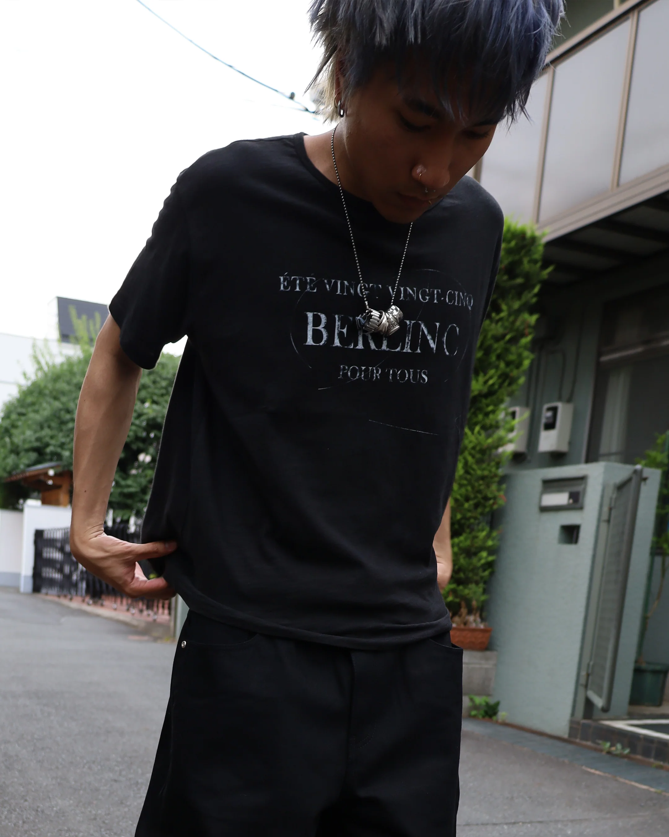 black slub cotton "pour tous" t-shirt - Image 5