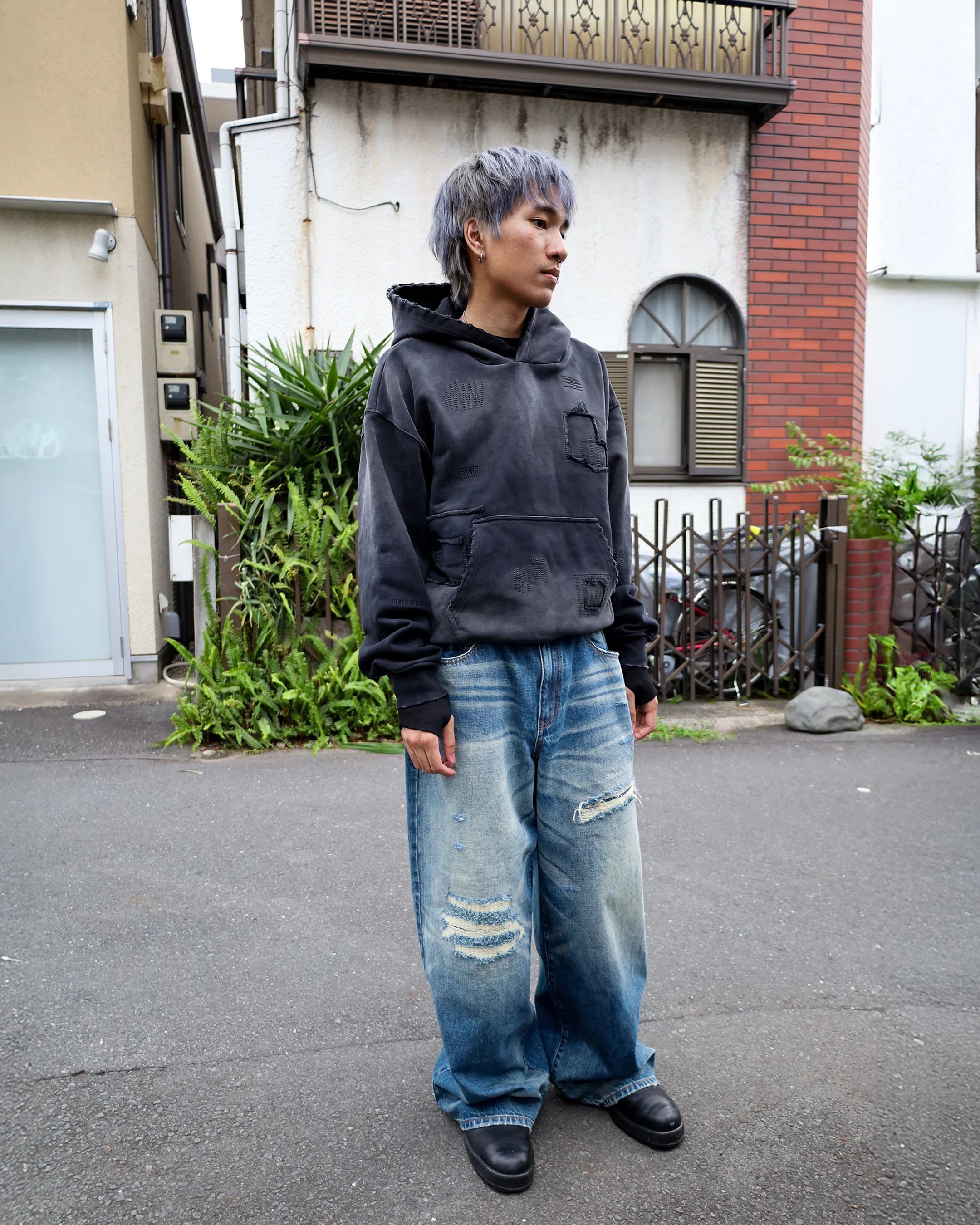 SASHIKO SUNFADED HOODIE - Image 10